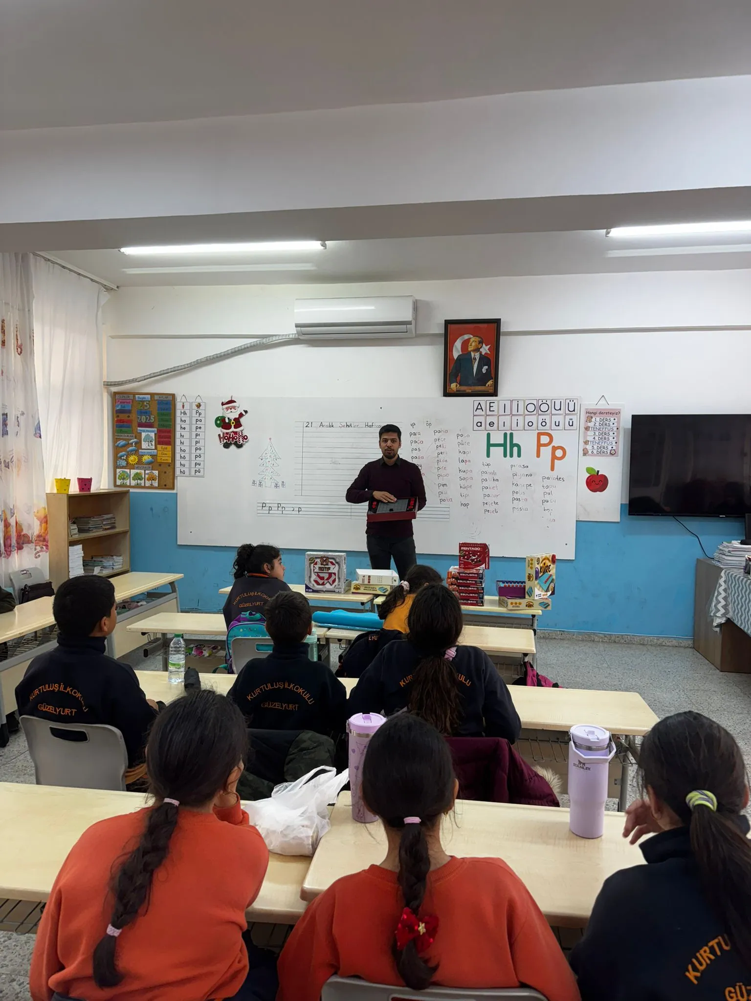 Kurtuluş İlkokulu’nda Öğretmen ve Öğrenci Eğitimi Düzenlendi